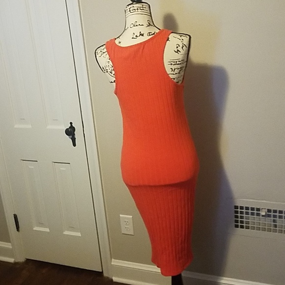 Ribbed - Picture 2 of 3